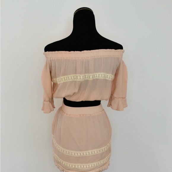 Ecru Lab 2 piece skirt/blouse - Picture 2 of 3